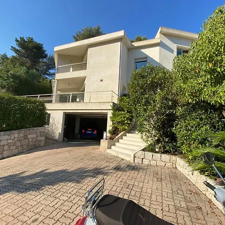 Amazing With Jacuzzi Next Monaco Villa